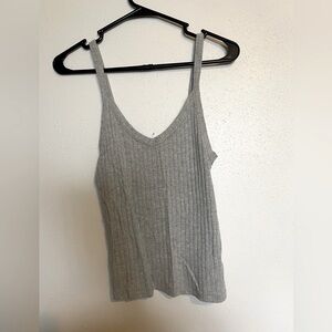 American Eagle women’s grey tank